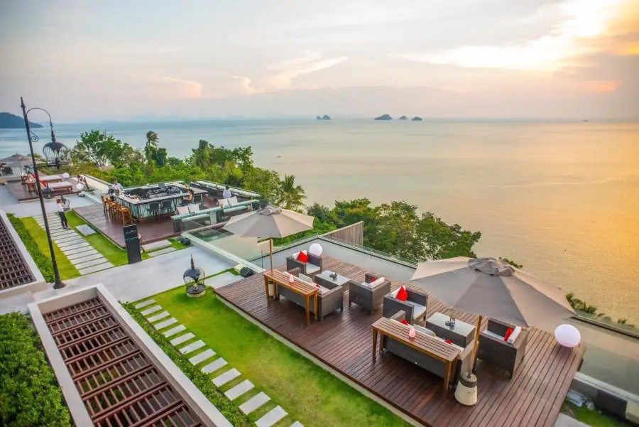 BAAN TALING NGAM RESORT & SPA
