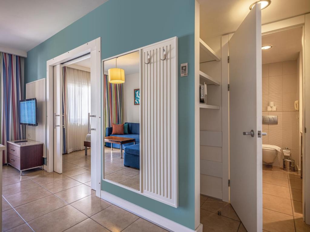 BARUT B SUITES (EX. FAMILY LIFE SIDE, SUNWING)