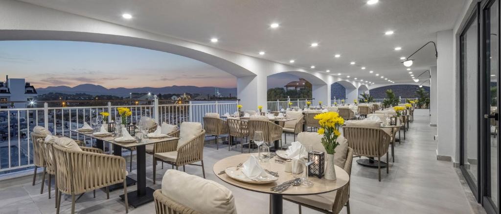 ARCANUS HOTELS TRENDLINE SIDE (EX. ARCANUS TRENDLINE RESORT)