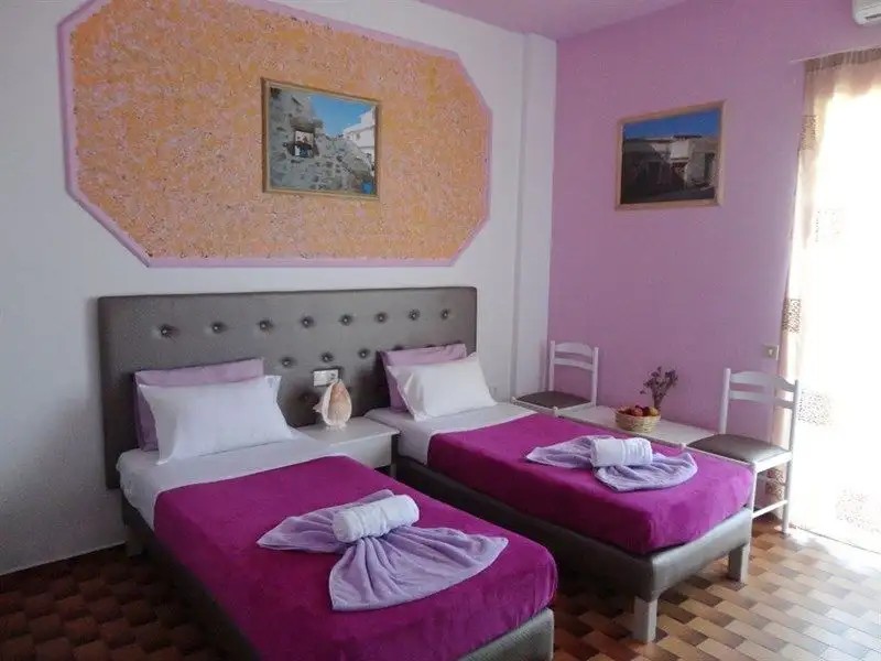 MINOA HOTEL & ANNEX