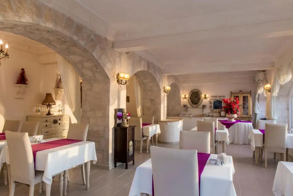 LUKKA EXCLUSIVE ADULTS ONLY