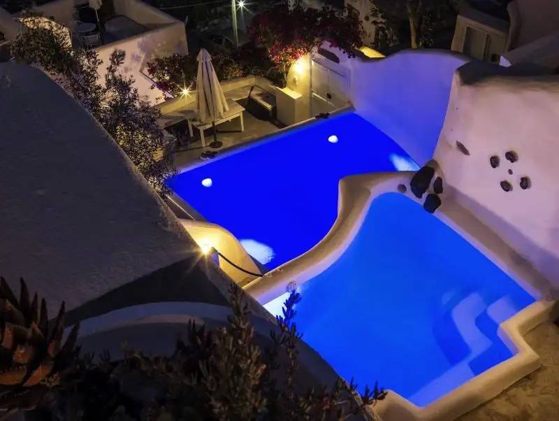 TIMEDROPS SANTORINI MONUMENTAL HOUSES