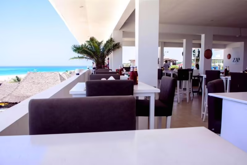 LAZY BEACH HOTEL