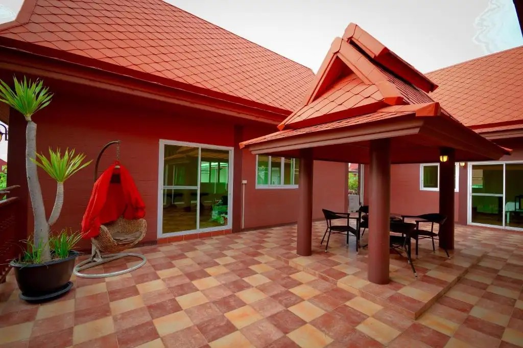 AVILA RESORT PATTAYA (EX. ICHECK INN JOMTIEN PATTAYA)