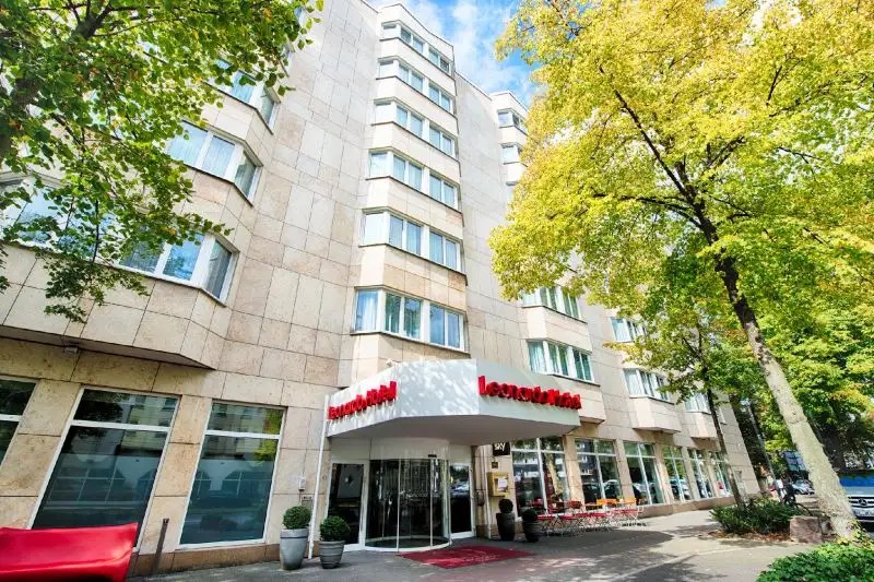 LEONARDO DUSSELDORF CITY CENTER (EX. HOLIDAY INN DUSSELDORF)