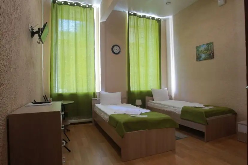 HOTELHOT ГОСТИНЫЙ ДОМ НА НЕВСКОМ