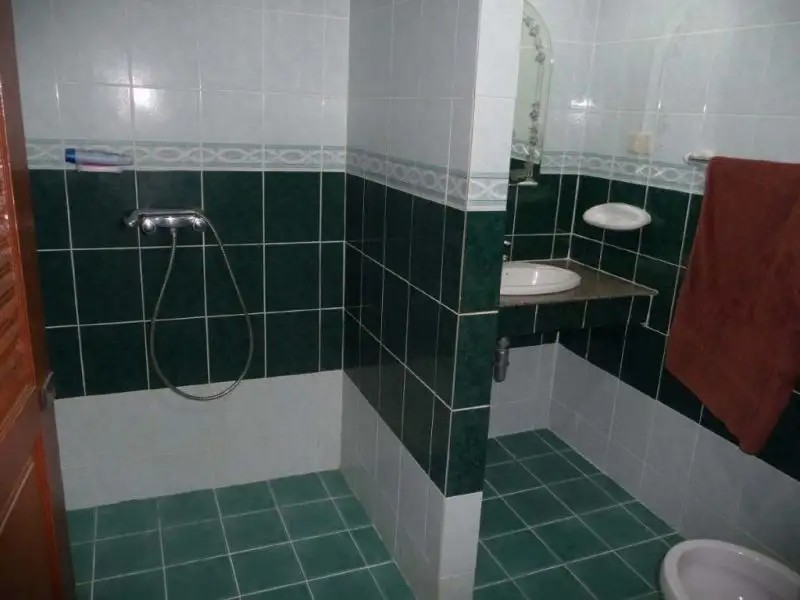 GREEN ISLAND GUESTHOUSE