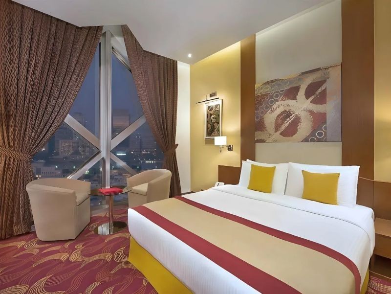 seasons suites