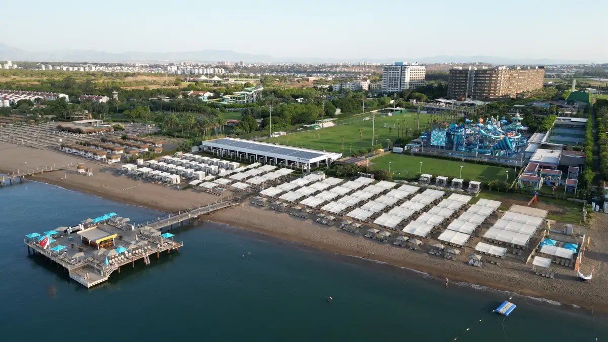 NIRVANA COSMOPOLITAN