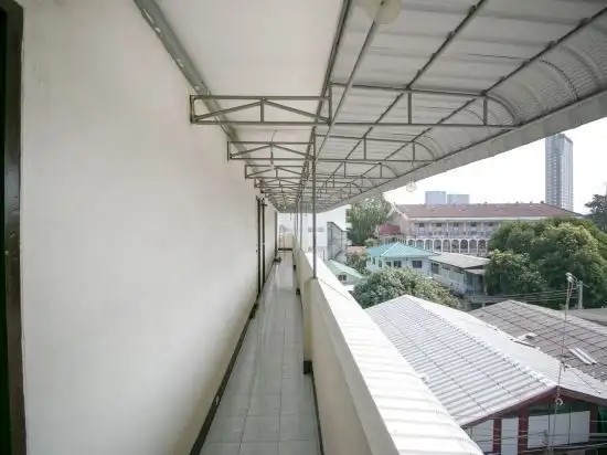 OYO 525 MRT PHETKASEM 48 PLACE