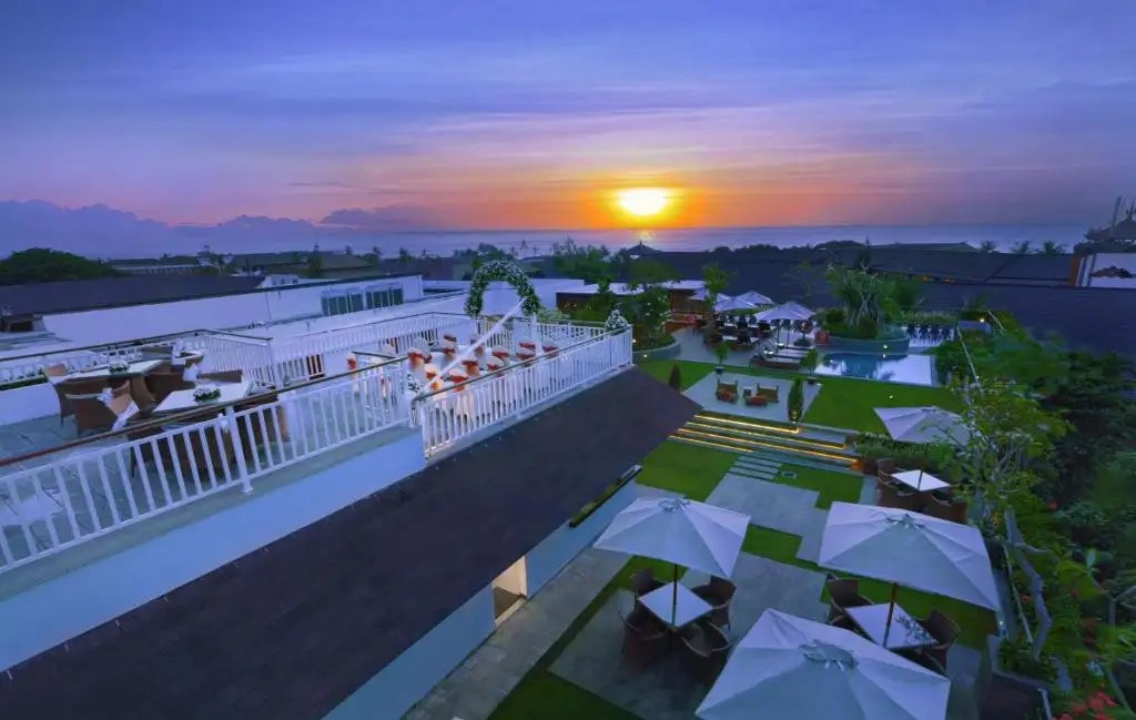 FAVEHOTEL KUTA KARTIKA PLAZA