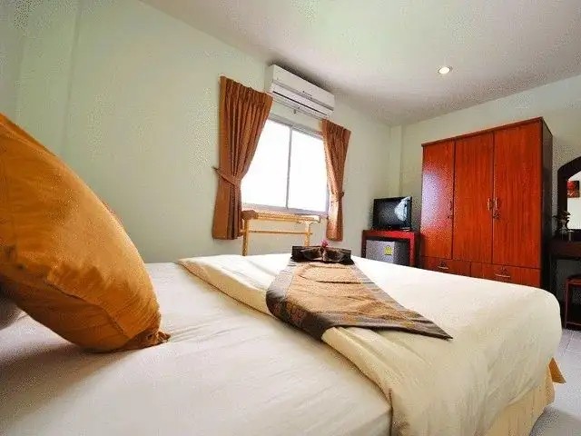 PATONG BAY INN