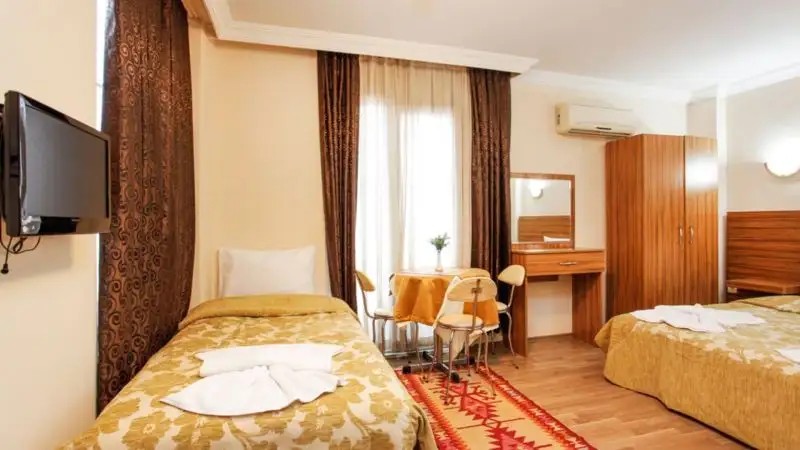 CASA MIA HOTEL