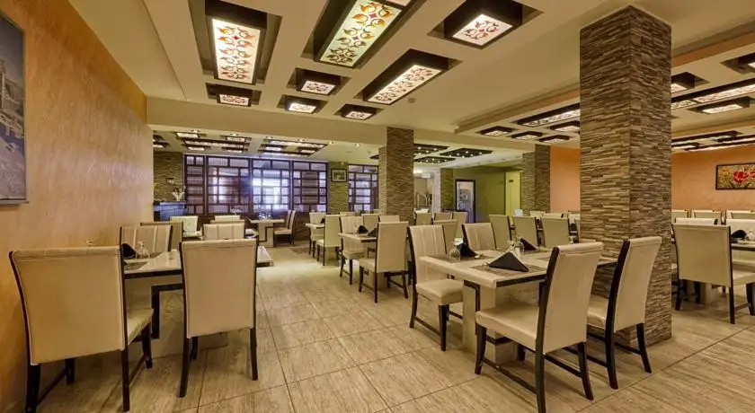 SEVEN WONDERS HOTEL