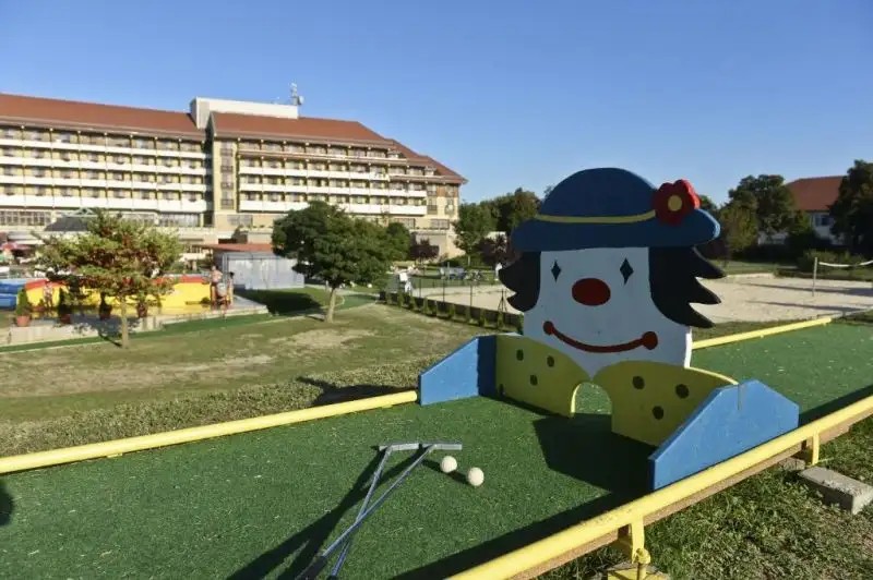 HUNGUEST HOTEL PELION