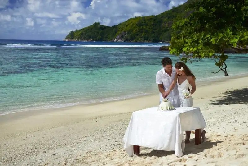DOUBLETREE BY HILTON SEYCHELLES ALLAMANDA RESORT & SPA