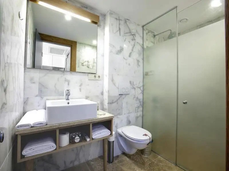 BLU HOTEL ISTANBUL (EX. FAROS SIRKECI HOTEL)