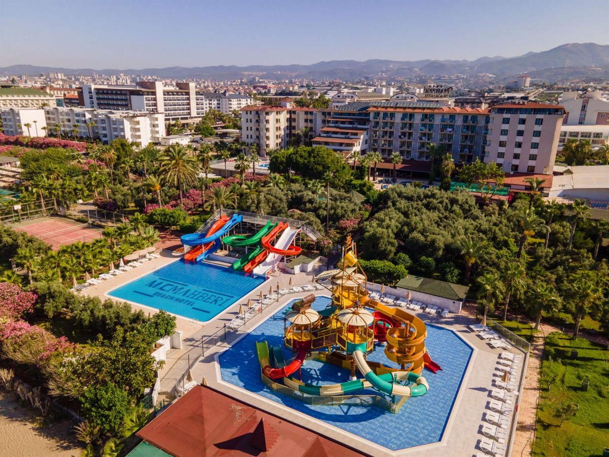 MC MAHBERI BEACH HOTEL