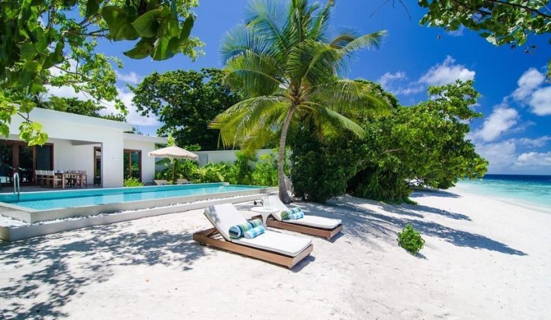 beach pool villa