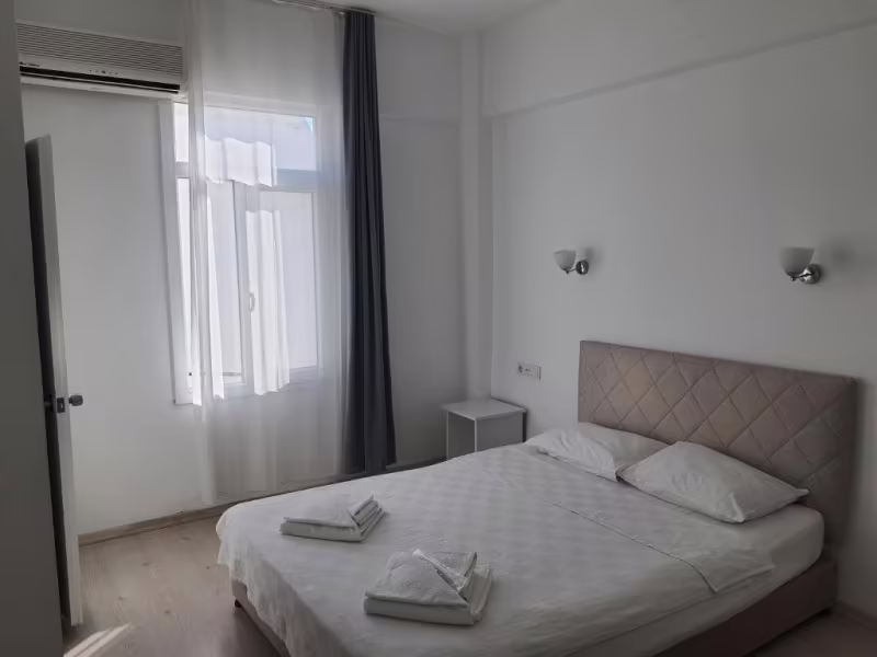 R HOUSE HOTEL