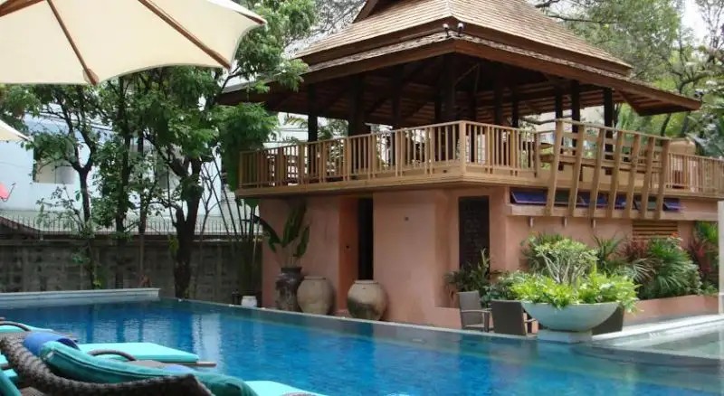 ARIYASOMVILLA