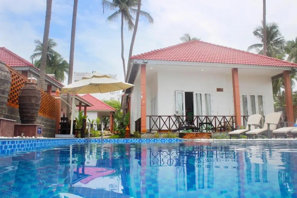 LOTUS GARDEN RESORT