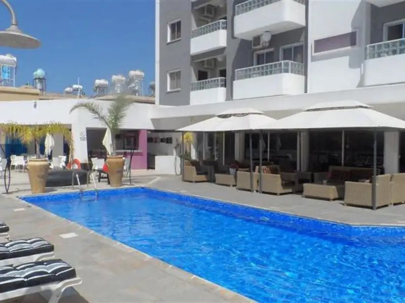 THE PALMS LIMASSOL APART