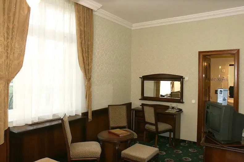 EGER & PARK HOTEL