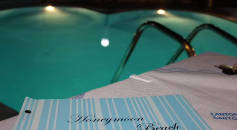 HONEYMOON BEACH