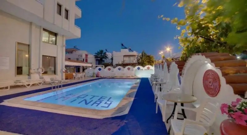 HOTEL MINAY
