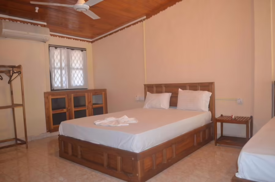 SILVER BEACH HOTEL