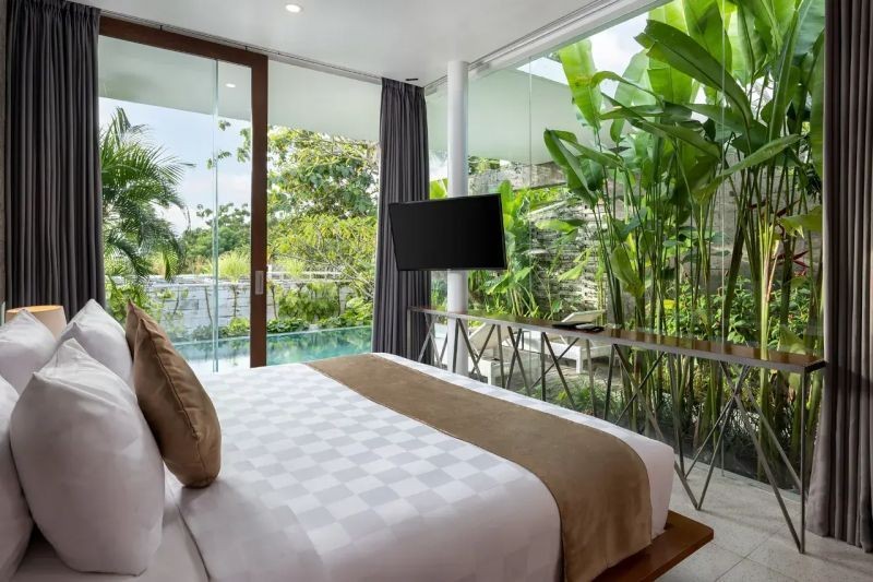 1 bedroom garden pool villa