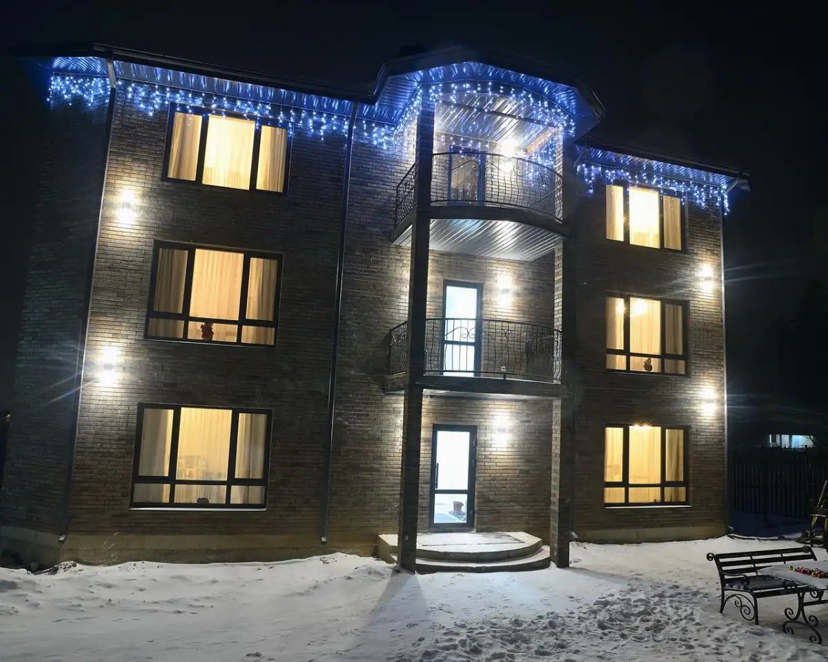 РЫЖАЯ ГОРА