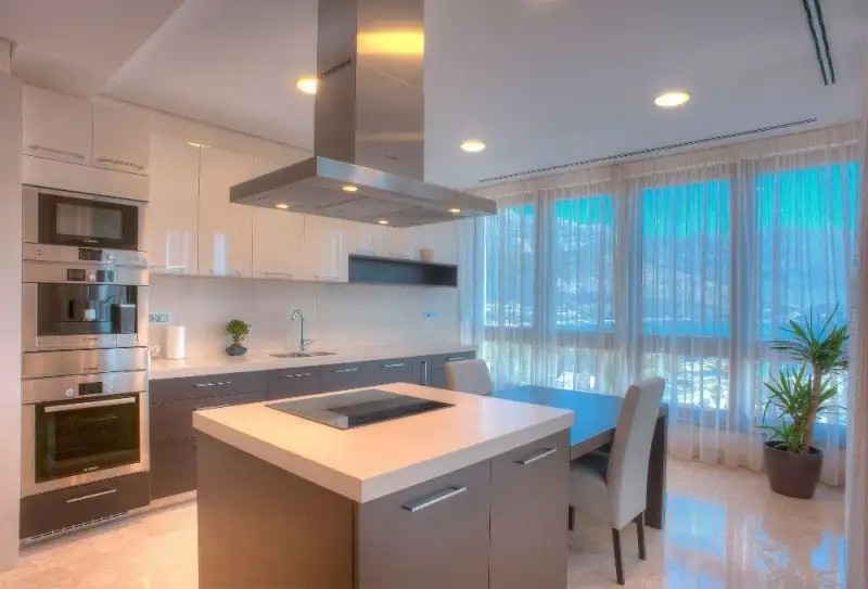 ALEXANDAR MONTENEGRO LUXURY SUITES & SPA