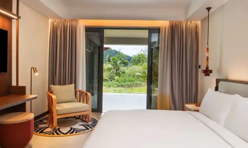 2 bedroom apartment private pool