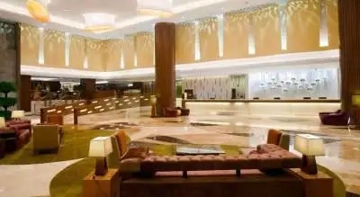 CROWN PLAZA CITY CENTER