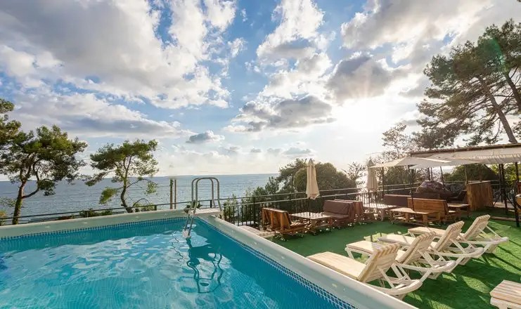 СОЛНЕЧНЫЙ ЛЕТНИЙ