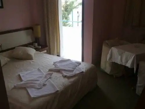 KARDEN OTEL