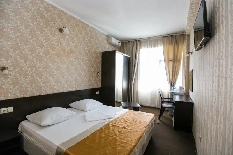 AMORE BEACH HOTEL