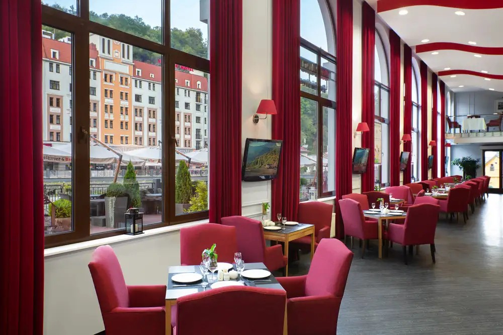 TULIP INN ROSA KHUTOR (ТЮЛИП ИНН РОЗА ХУТОР)