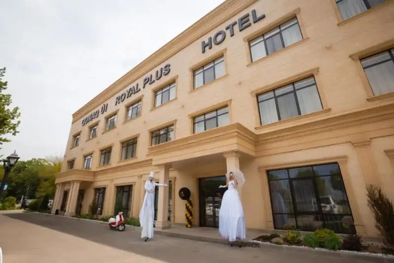 ROYAL PLUS HOTEL