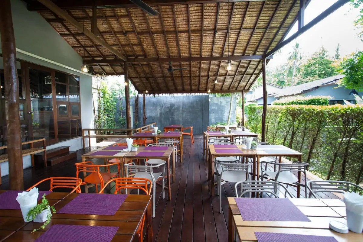BAAN TALAY POOL VILLA