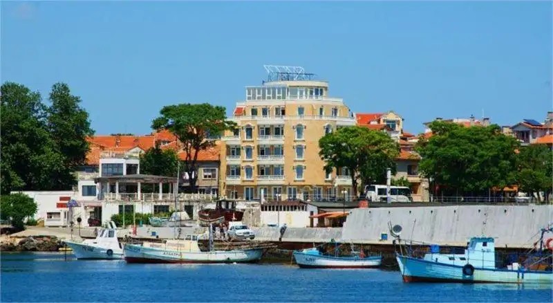 PAROS (EX. OLIMP POMORIE)