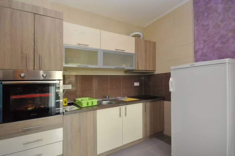 LUX M APARTMENTS