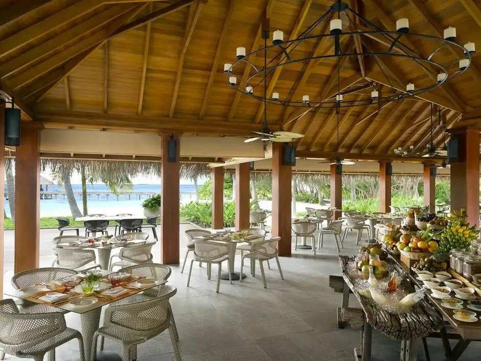 DUSIT THANI MALDIVES