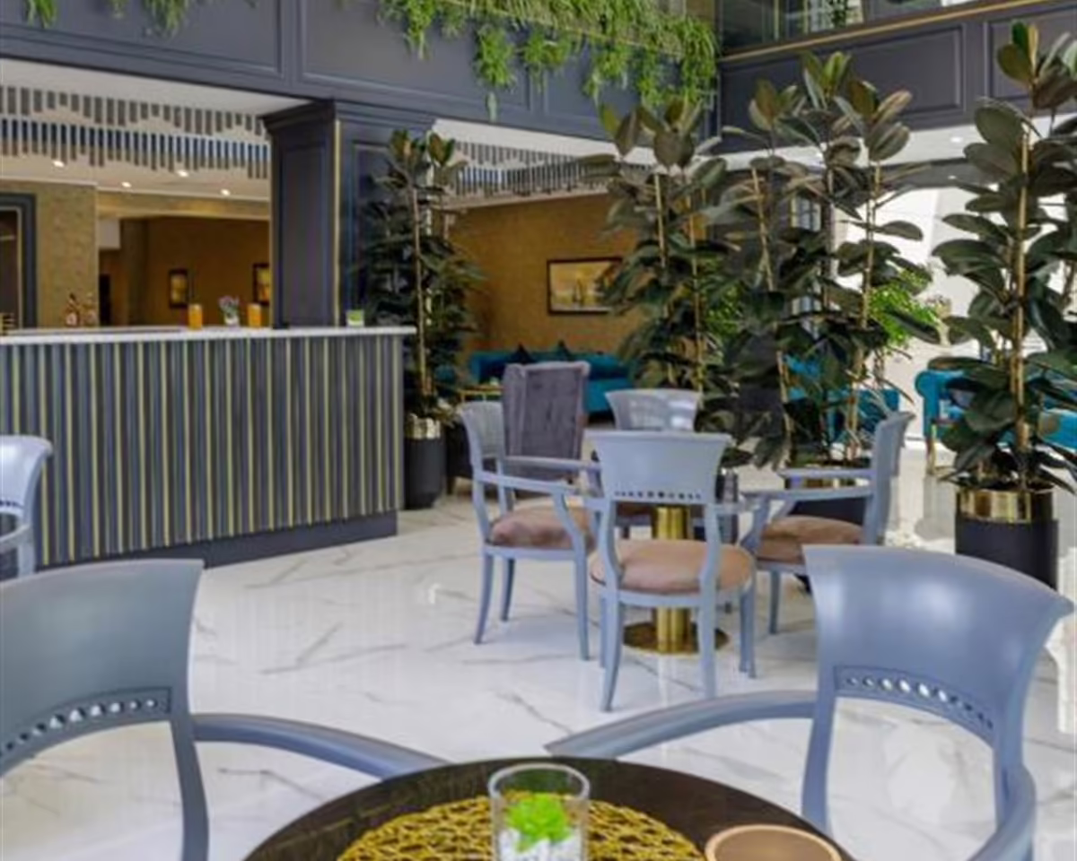 PREMIUM PARK HOTEL