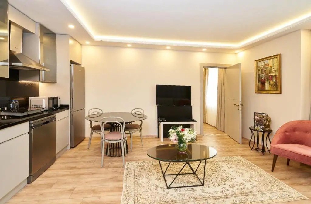 ALL SEASONS ISTANBUL