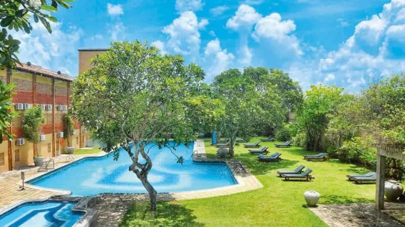 THE LONG BEACH RESORT