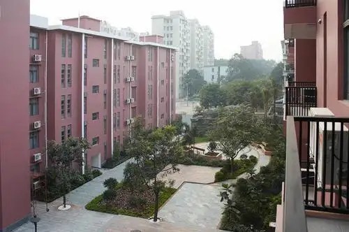 LILAC INTERNATIONAL SUITES