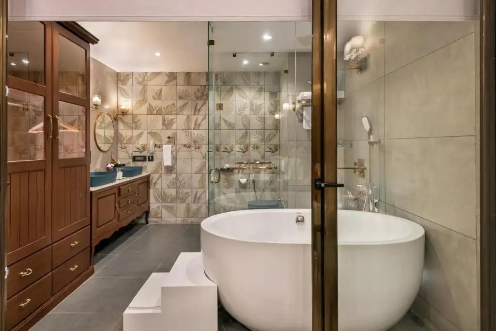 GOLDEN TULIP GRAND VIEW RESORT